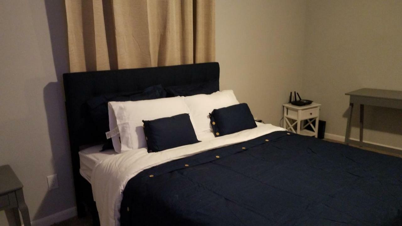 Cozy Cottage Feel, 5 Mins From Ft. Bragg ファイエットビル エクステリア 写真